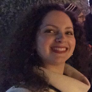 Meet your Posher, Caroline